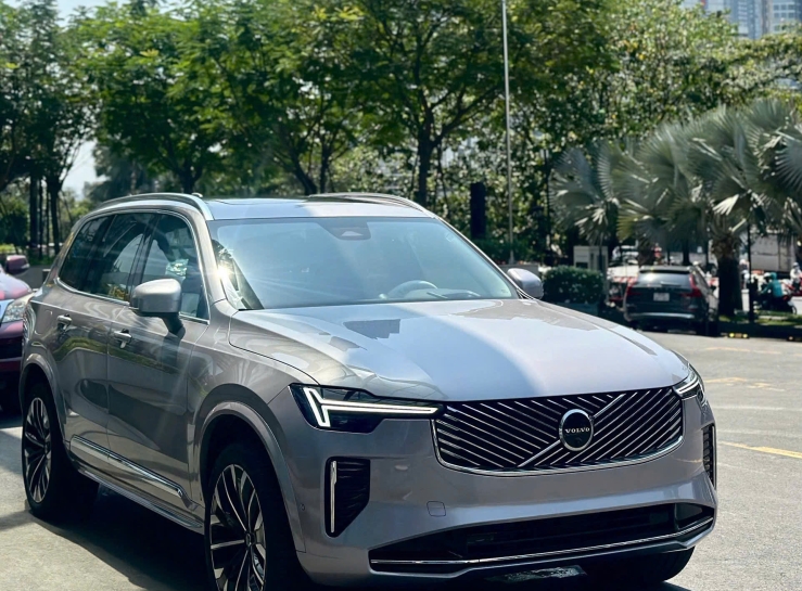 Volvo XC90 Ultra