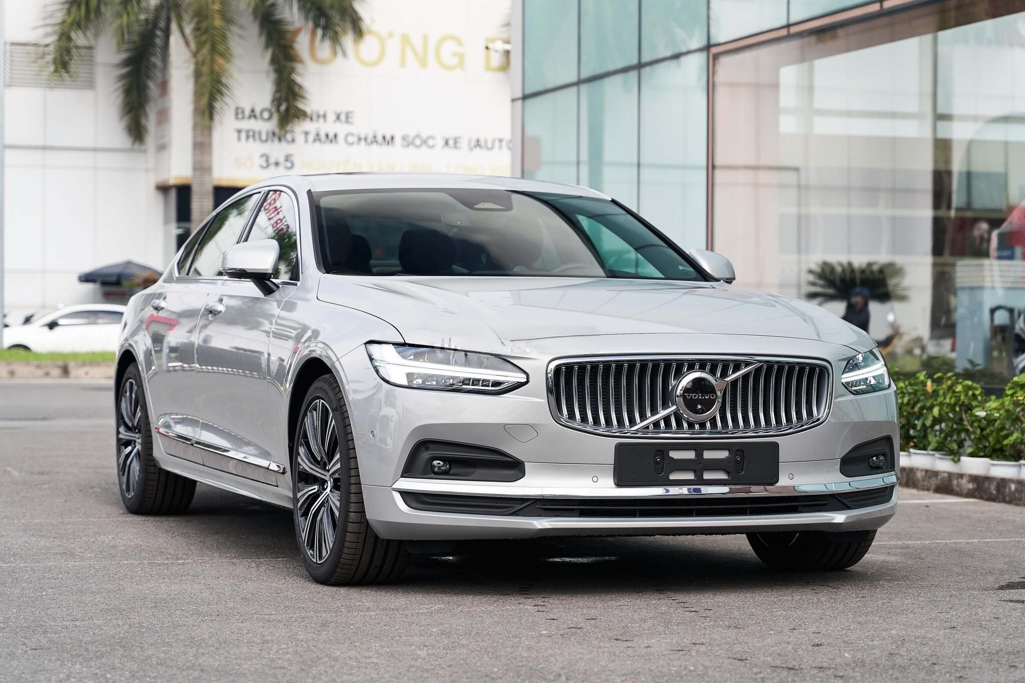 Volvo Car Sài Gòn