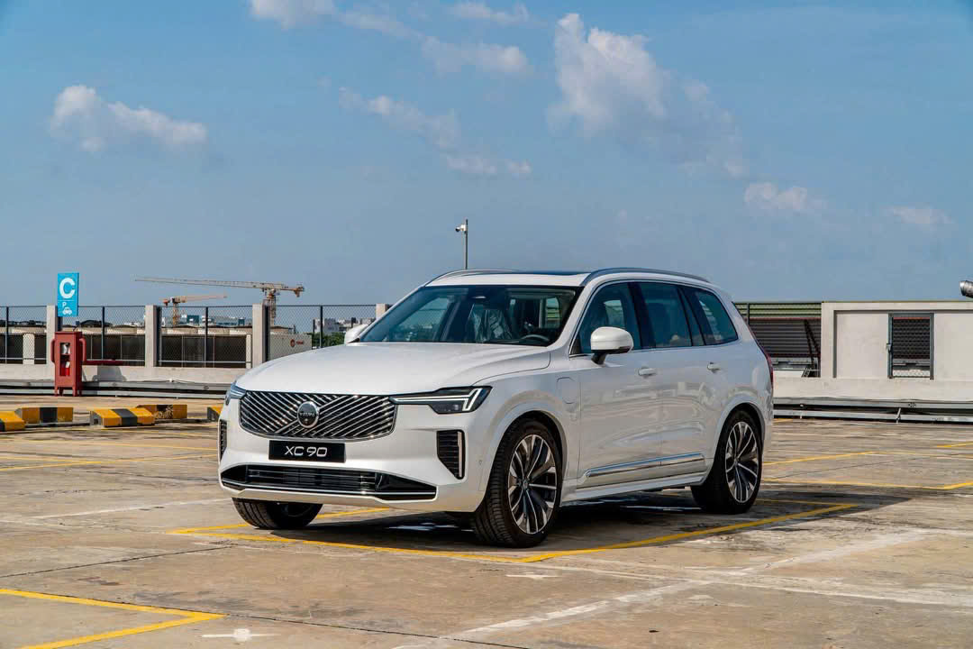 Volvo XC90 Plug-in Hybrid 2026